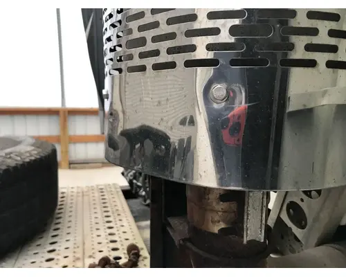 Freightliner COLUMBIA 120 Muffler Shield