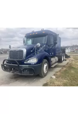 Freightliner COLUMBIA 120 Parts Unit