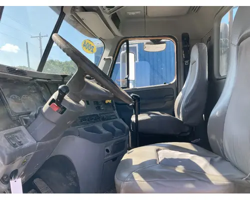 Freightliner COLUMBIA 120 Parts Unit