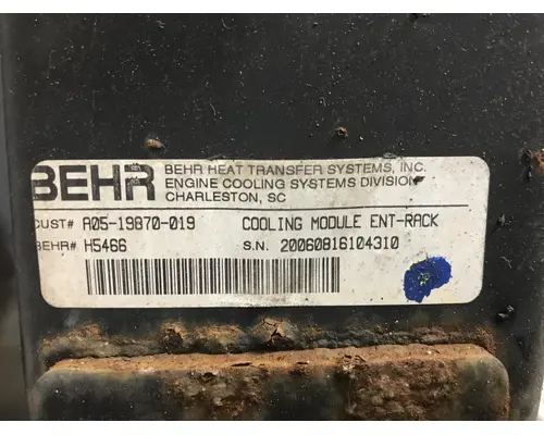 Freightliner COLUMBIA 120 Radiator