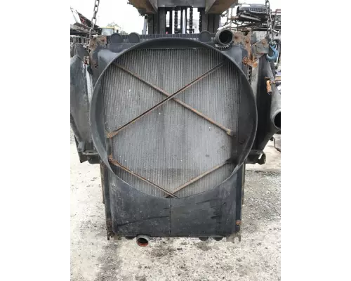 Freightliner COLUMBIA 120 Radiator