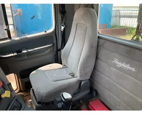 Freightliner COLUMBIA 120 Seat (Air Ride Seat)