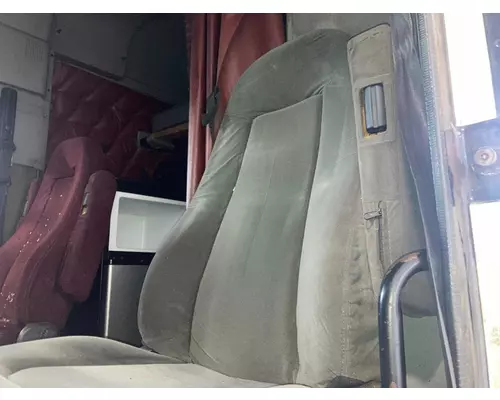 Freightliner COLUMBIA 120 Seat (Air Ride Seat)