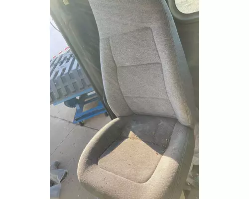 Freightliner COLUMBIA 120 Seat (non-Suspension)