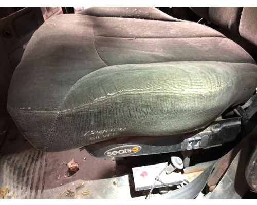 Freightliner COLUMBIA 120 Seat (non-Suspension)