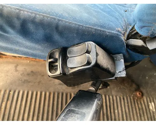 Freightliner COLUMBIA 120 Seat (non-Suspension)