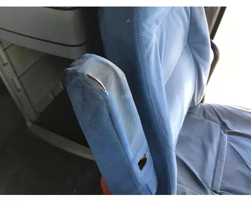 Freightliner COLUMBIA 120 Seat (non-Suspension)