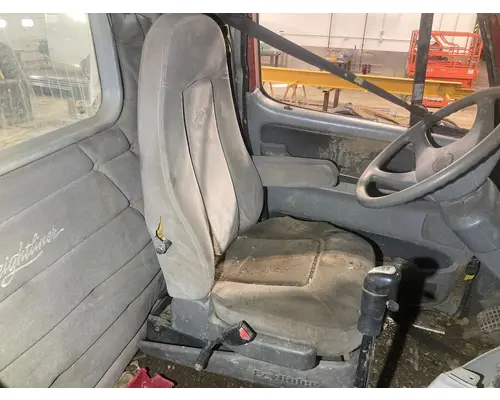 Freightliner COLUMBIA 120 Seat (non-Suspension)