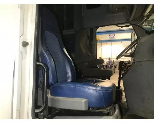 Freightliner COLUMBIA 120 Seat (non-Suspension)