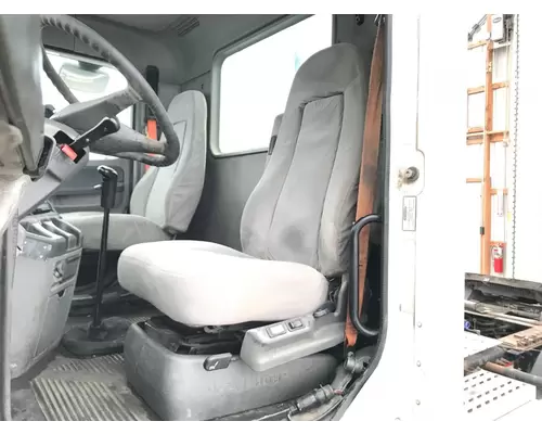 Freightliner COLUMBIA 120 Seat (non-Suspension)