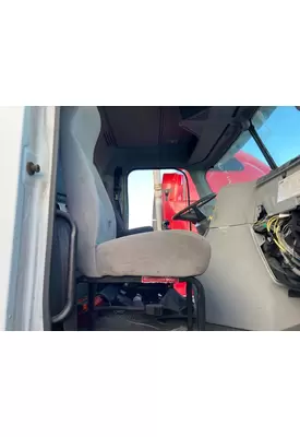 Freightliner COLUMBIA 120 Seat (non-Suspension)