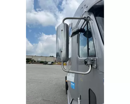 Freightliner COLUMBIA 120 Side View Mirror