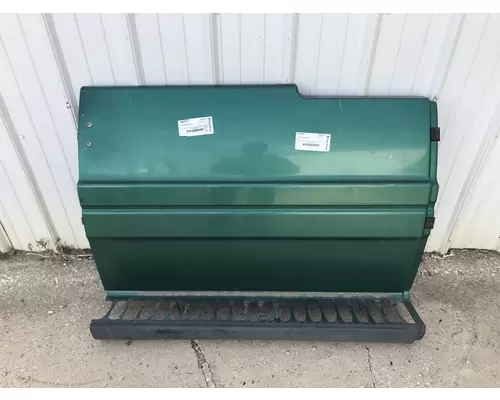 Freightliner COLUMBIA 120 Skirt