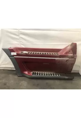 Freightliner COLUMBIA 120 Skirt