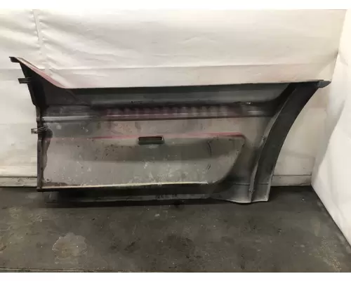 Freightliner COLUMBIA 120 Skirt