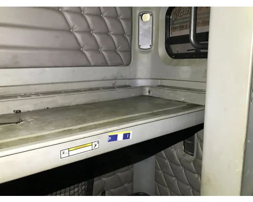 Freightliner COLUMBIA 120 Sleeper Bunk