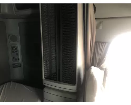 Freightliner COLUMBIA 120 Sleeper Cabinets