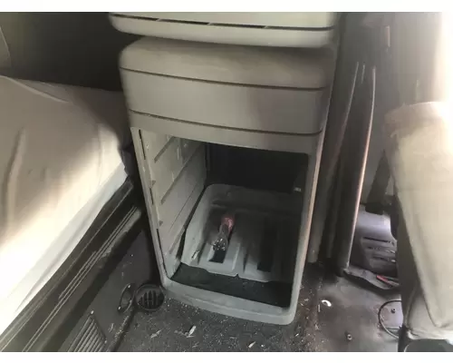 Freightliner COLUMBIA 120 Sleeper Cabinets
