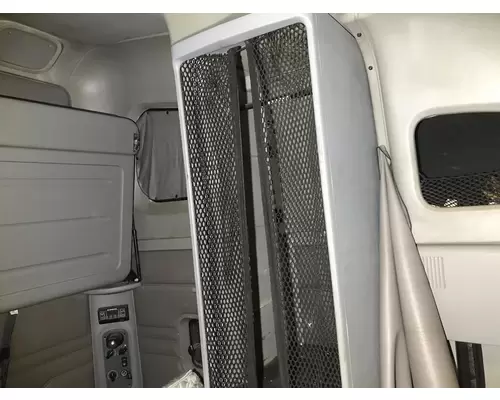 Freightliner COLUMBIA 120 Sleeper Cabinets