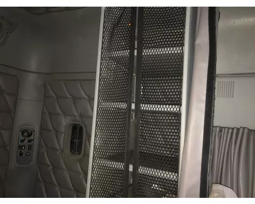 Freightliner COLUMBIA 120 Sleeper Cabinets