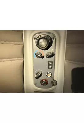 Freightliner COLUMBIA 120 Sleeper Controls