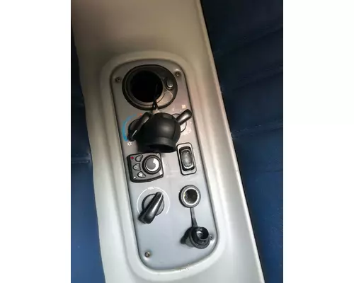 Freightliner COLUMBIA 120 Sleeper Controls