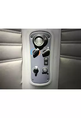 Freightliner COLUMBIA 120 Sleeper Controls