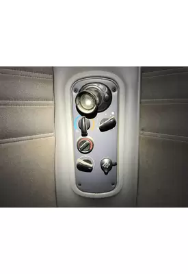 Freightliner COLUMBIA 120 Sleeper Controls