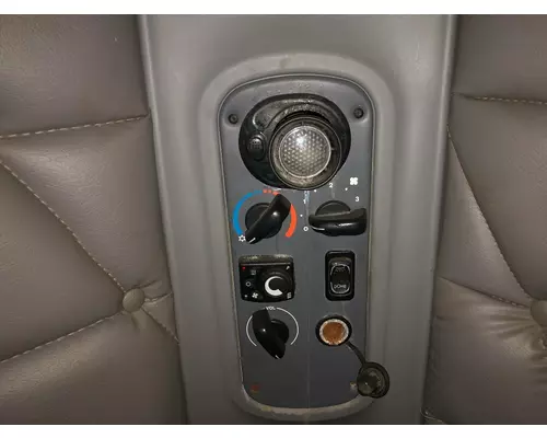 Freightliner COLUMBIA 120 Sleeper Controls