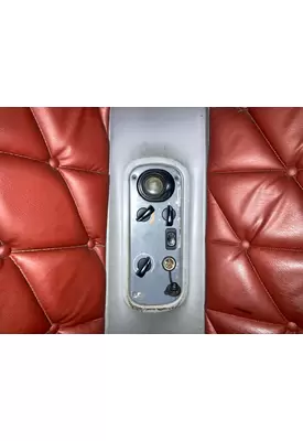 Freightliner COLUMBIA 120 Sleeper Controls