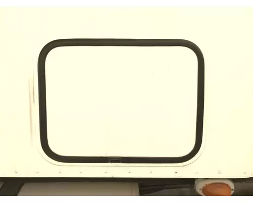 Freightliner COLUMBIA 120 Sleeper Door