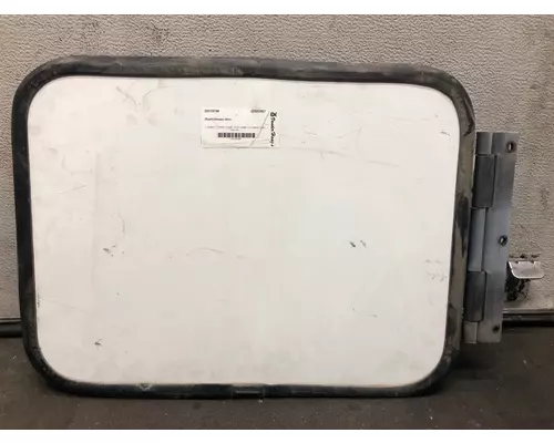 Freightliner COLUMBIA 120 Sleeper Door