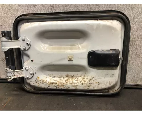 Freightliner COLUMBIA 120 Sleeper Door