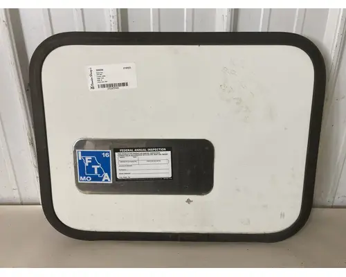 Freightliner COLUMBIA 120 Sleeper Door