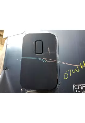 Freightliner COLUMBIA 120 Sleeper Door