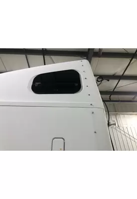 Freightliner COLUMBIA 120 Sleeper Window