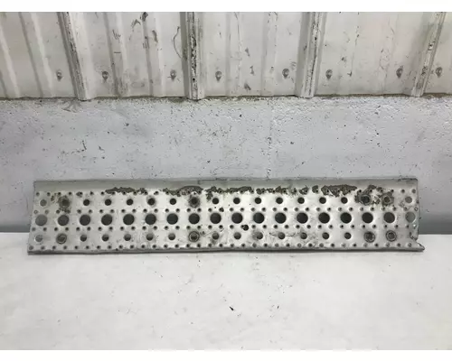Freightliner COLUMBIA 120 Step (Fuel Tank, Fairing)