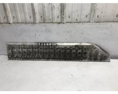 Freightliner COLUMBIA 120 Step (Fuel Tank, Fairing)