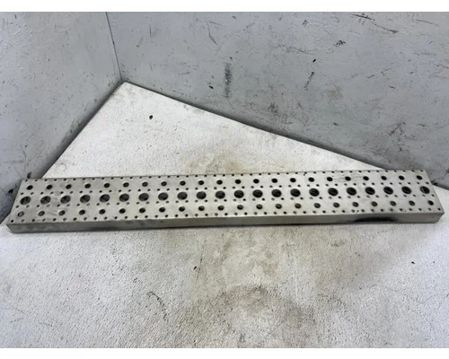 Freightliner COLUMBIA 120 Step (Fuel Tank, Fairing