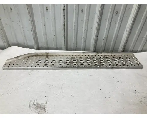 Freightliner COLUMBIA 120 Step (Fuel Tank, Fairing