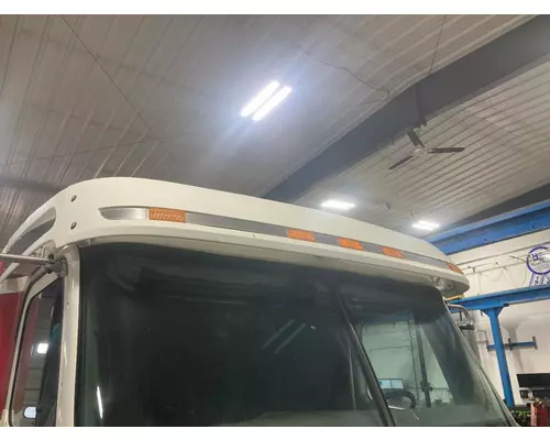 Freightliner COLUMBIA 120 Sun Visor (Exterior)