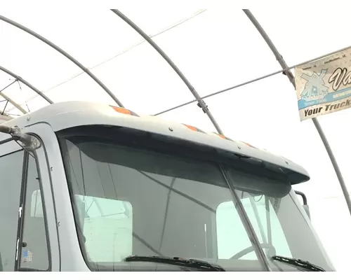 Freightliner COLUMBIA 120 Sun Visor (Exterior)