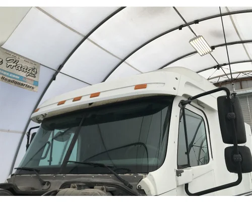 Freightliner COLUMBIA 120 Sun Visor (Exterior)