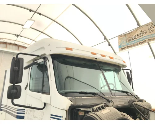 Freightliner COLUMBIA 120 Sun Visor (Exterior)