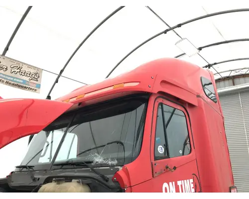 Freightliner COLUMBIA 120 Sun Visor (Exterior)