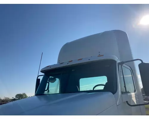 Freightliner COLUMBIA 120 Sun Visor (Exterior)