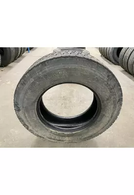 Freightliner COLUMBIA 120 Tires
