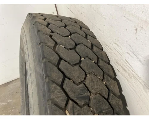 Freightliner COLUMBIA 120 Tires