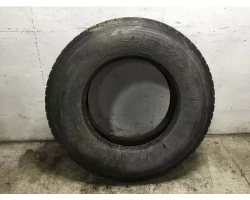 Freightliner COLUMBIA 120 Tires