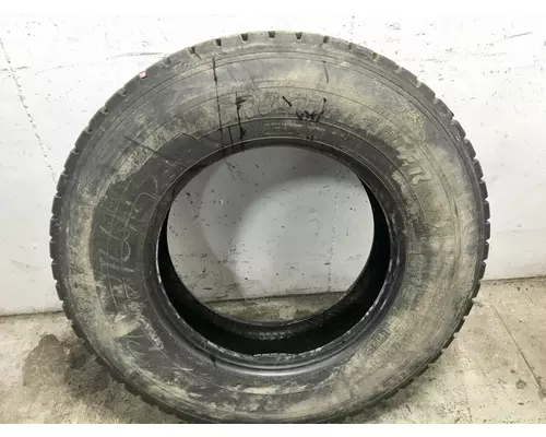 Freightliner COLUMBIA 120 Tires